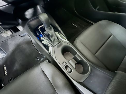 Used 2024 Toyota Corolla LE FWD image 21