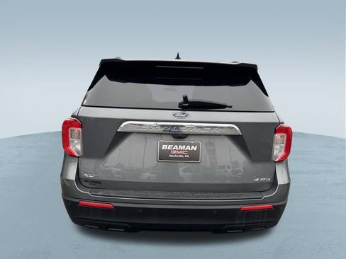 Used 2022 Ford Explorer XLT image 7
