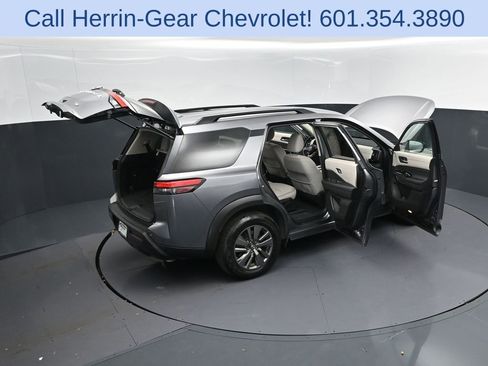 Used 2022 Nissan Pathfinder SV image 51