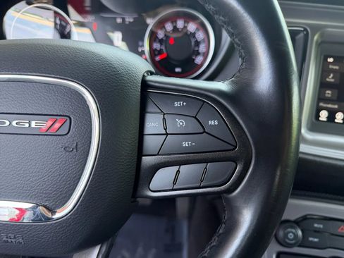 Used 2023 Dodge Challenger SXT RWD image 23