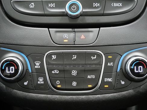 Used 2024 Chevrolet Malibu LT FWD image 20