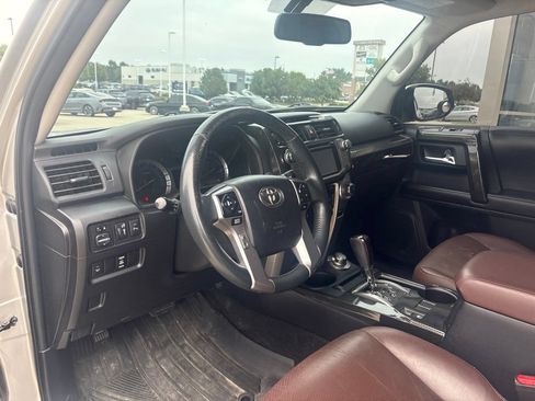 Used 2016 Toyota 4Runner Limited AWD/4WD image 11