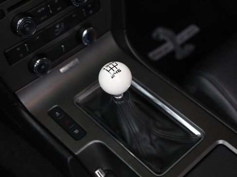 Used 2013 Ford Mustang Shelby GT500 RWD image 22