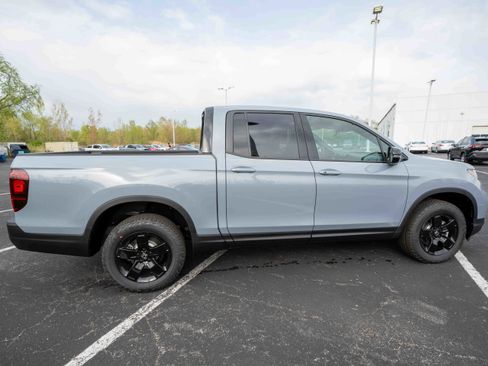 New 2026 Honda Ridgeline Black Edition image 6