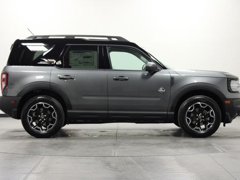 New 2025 Ford Bronco Sport Outer Banks w/ Outer Banks Tech Package+ image 3