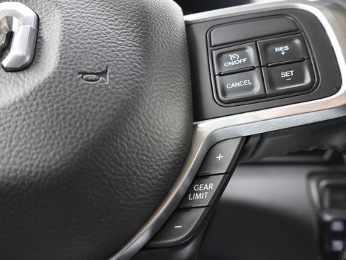 Used 2021 RAM 2500 Laramie AWD/4WD image 14