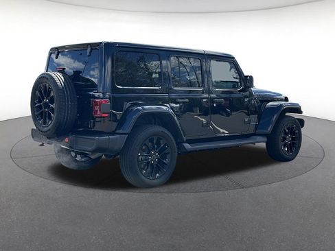 Certified 2025 Jeep Wrangler Unlimited Sahara AWD/4WD image 6