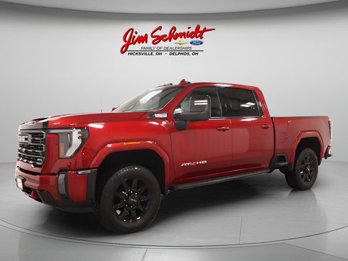 Used 2024 GMC Sierra 2500 AT4 w/ AT4 Premium Plus Package AWD/4WD image 2