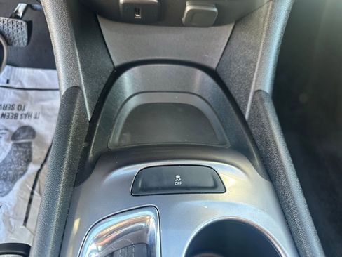 Used 2018 Chevrolet Malibu LS image 18