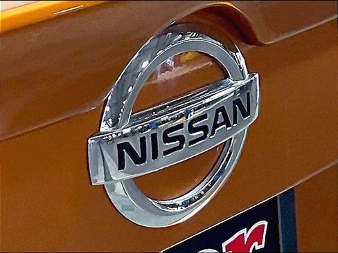 Used 2023 Nissan Sentra SR w/ SR Premium Package FWD image 24