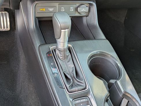 Certified 2025 Honda Civic Sport image 11