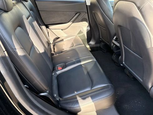 Used 2020 Tesla Model Y Long Range AWD/4WD image 6