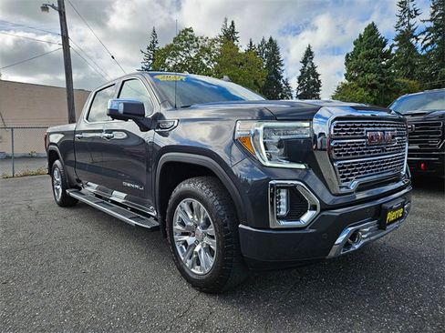 Used 2022 GMC Sierra 1500 Denali w/ Technology Package image 2