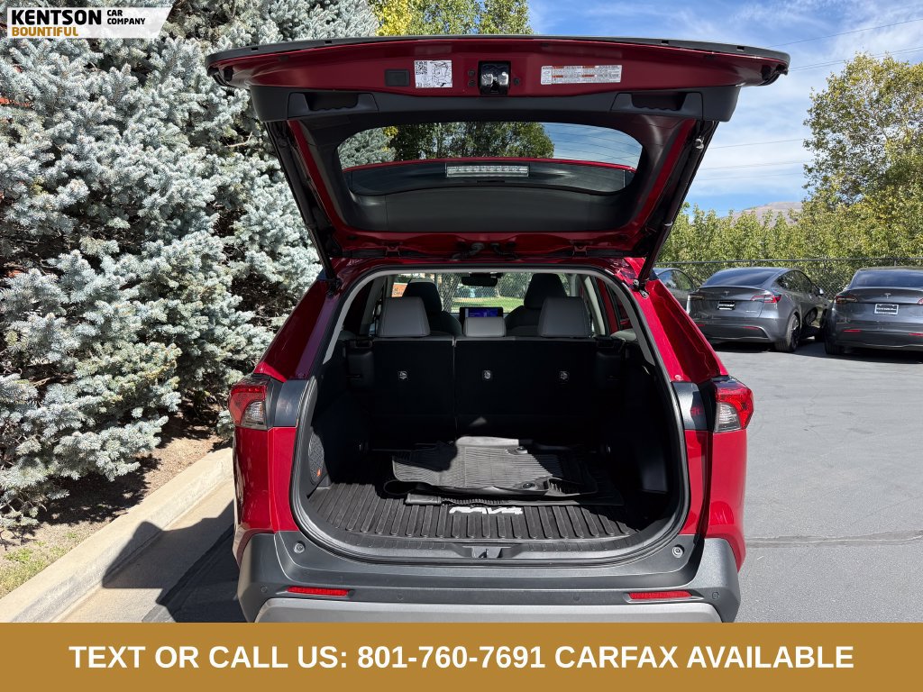 Used 2023 Toyota RAV4 Limited AWD/4WD image 30