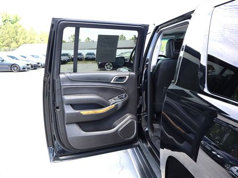 Used 2017 GMC Yukon XL Denali w/ Open Road Package AWD/4WD image 49