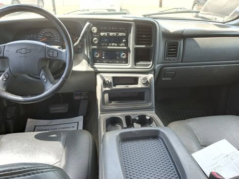 Used 2004 Chevrolet Silverado 1500 LT RWD image 9