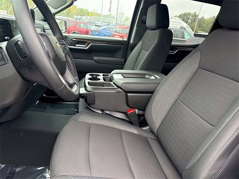 Certified 2025 Chevrolet Silverado 1500 LT image 18