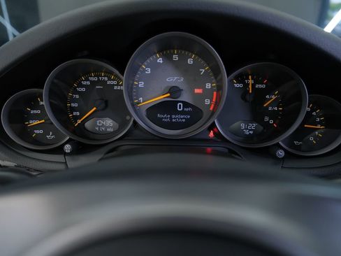 Used 2011 Porsche 911 GT3 image 81