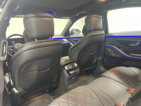 Used 2025 Mercedes-Benz S 580 4MATIC Sedan image 26