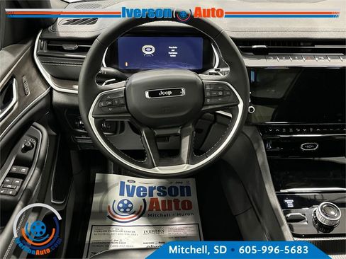 New 2026 Jeep Grand Cherokee Limited image 24