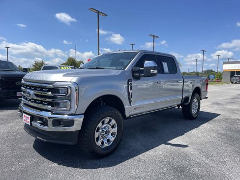 Used 2024 Ford F250 Lariat w/ Lariat Ultimate Package AWD/4WD image 9