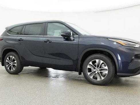 New 2026 Toyota Highlander XLE AWD/4WD image 28