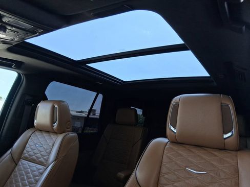 Used 2023 Cadillac Escalade Premium Luxury w/ LPO, Floor Liner Package RWD image 21