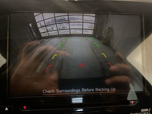 Used 2023 Subaru Forester Limited image 17