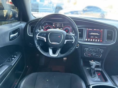 Used 2017 Dodge Charger R/T Scat Pack w/ Dynamics Package RWD image 23