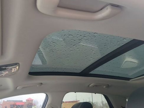 Used 2023 Genesis GV70 2.5T w/ Advanced Package image 19