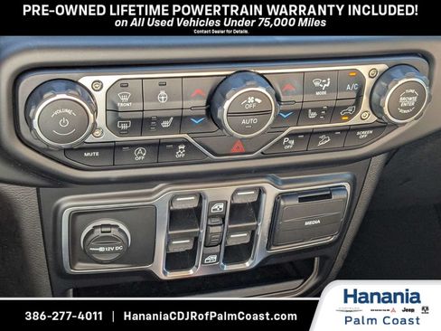 Used 2020 Jeep Wrangler Unlimited Sahara w/ Dual Top Group AWD/4WD image 21