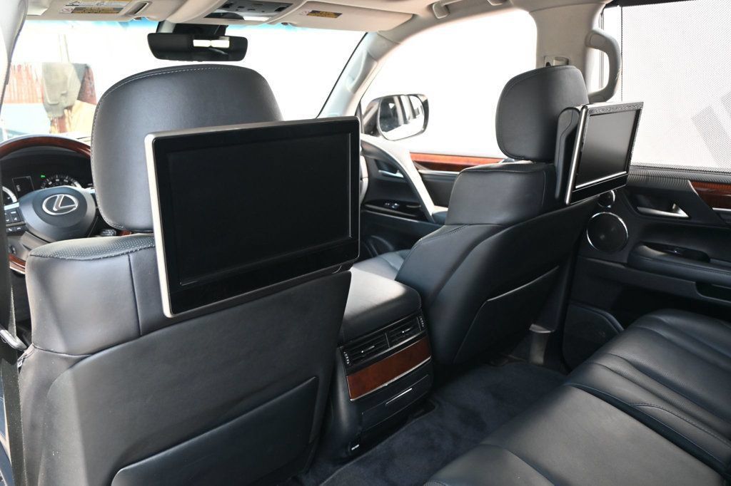 Used 2017 Lexus LX 570 4WD w/ Luxury Package image 19