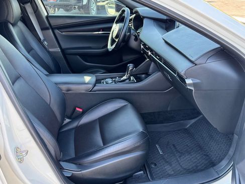 Used 2024 MAZDA MAZDA3 Hatchback w/Premium Plus Pkg AWD/4WD image 16