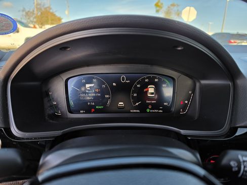 Used 2025 Honda Civic Sport Touring image 19