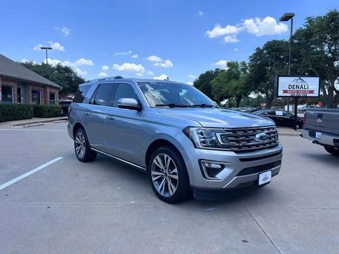 Used 2021 Ford Expedition Limited RWD image 2