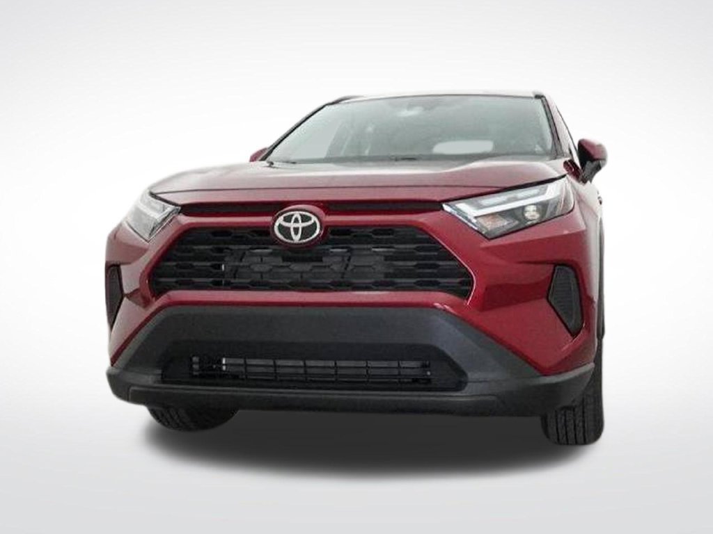 Used 2025 Toyota RAV4 XLE w/ Convenience Package FWD image 35