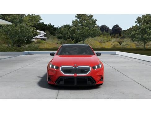 New 2026 BMW M5 Touring image 3