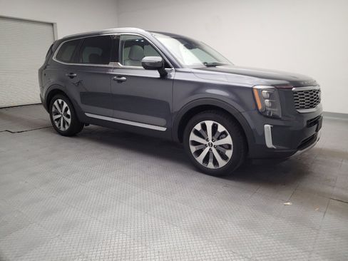 Used 2021 Kia Telluride EX w/ EX Premium Package image 11