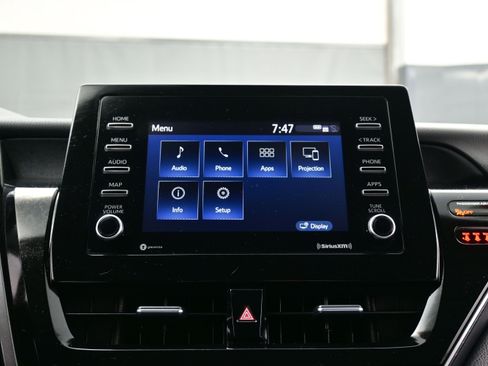 Used 2023 Toyota Camry SE FWD image 19