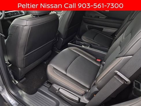 New 2026 Nissan Pathfinder SL w/ SL Premium Package AWD/4WD image 11
