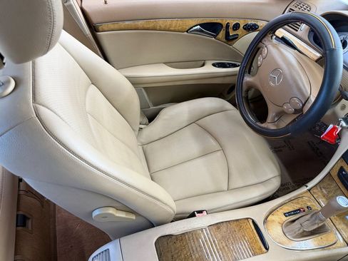 Used 2007 Mercedes-Benz E 350 Sedan image 38