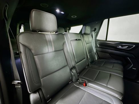 Used 2021 Chevrolet Tahoe RST w/ Luxury Package image 27