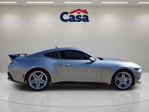 Used 2025 Ford Mustang Coupe image 2