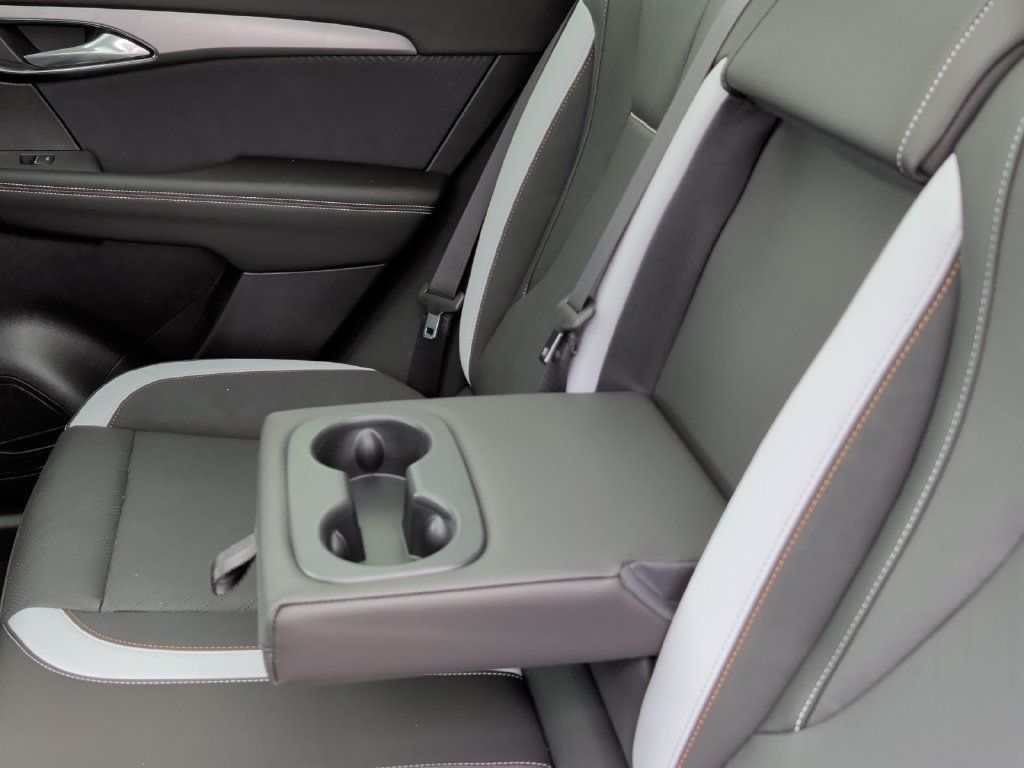 New 2026 Buick Envision Sport Touring AWD/4WD image 38