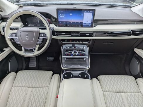 Certified 2023 Lincoln Nautilus Black Label AWD/4WD image 16