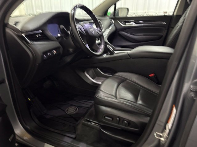 Used 2019 Buick Enclave Avenir w/ Avenir Technology Package AWD/4WD image 35