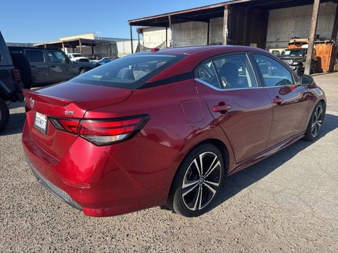 Used 2020 Nissan Sentra SR image 5