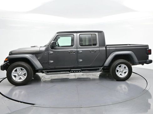 Used 2023 Jeep Gladiator Sport AWD/4WD image 4