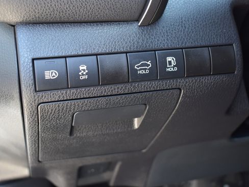 Used 2021 Toyota Camry LE FWD image 16