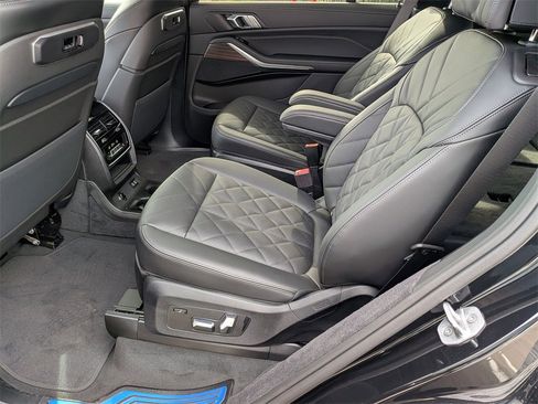 New 2026 BMW X7 xDrive40i w/ M Sport Package image 36